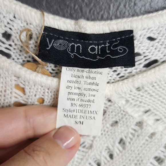 White Crochet Poncho - Picture 3 of 8